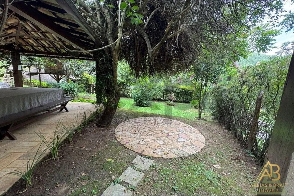 Casa, 4 quartos, 273 m² - Foto 35