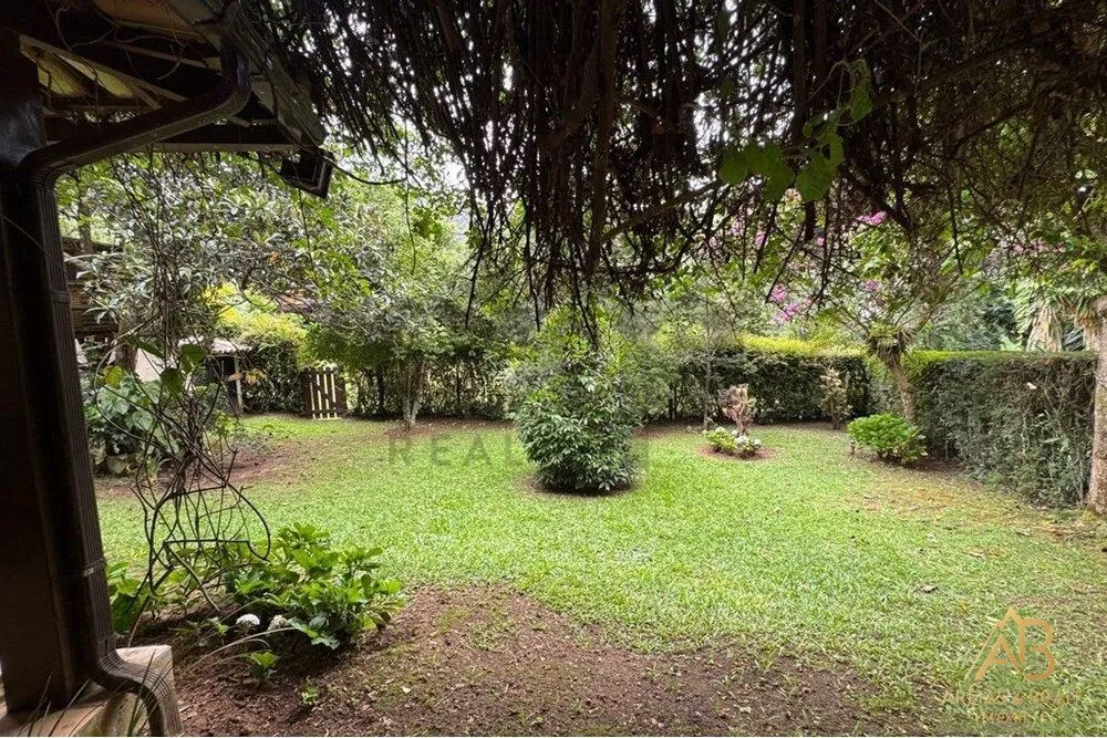 Casa, 4 quartos, 273 m² - Foto 30
