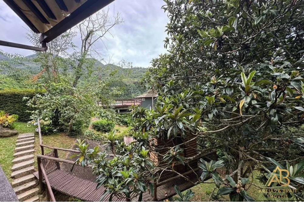 Casa, 4 quartos, 273 m² - Foto 29