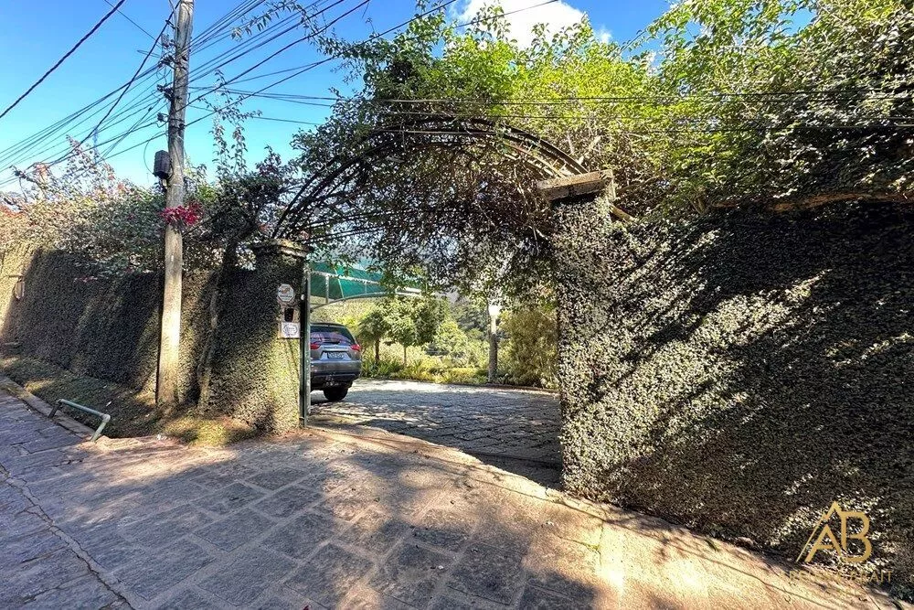 Casa, 4 quartos, 256 m² - Foto 25