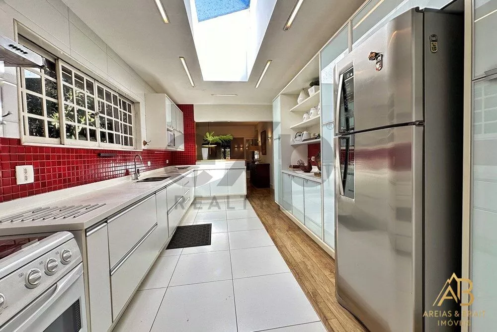 Casa, 4 quartos, 256 m² - Foto 6