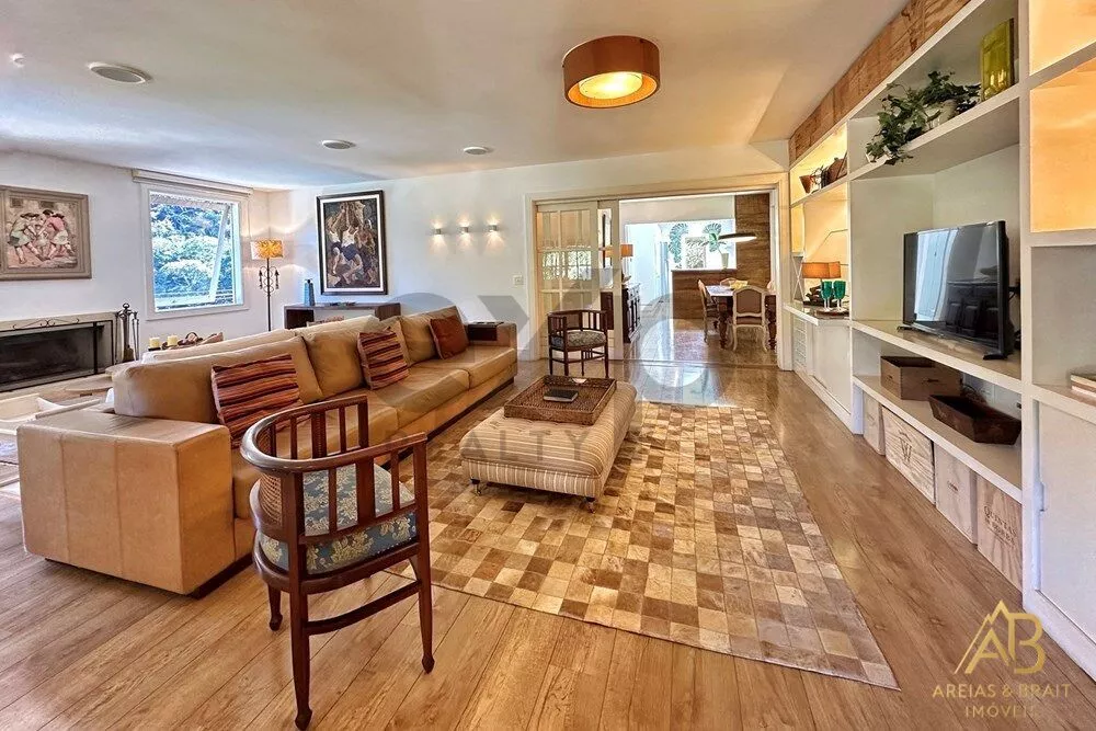 Casa, 4 quartos, 256 m² - Foto 2