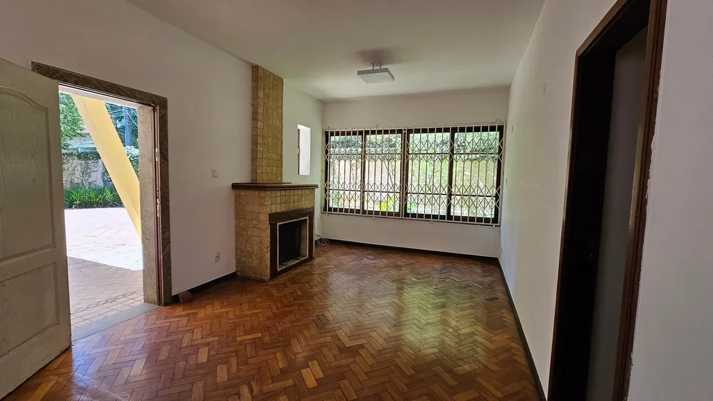Casa, 5 quartos, 250 m² - Foto 2