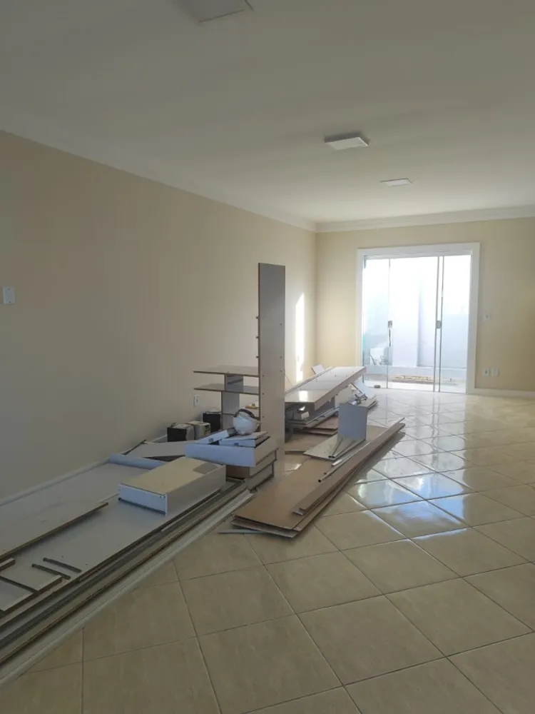Sobrado, 3 quartos, 200 m² - Foto 4
