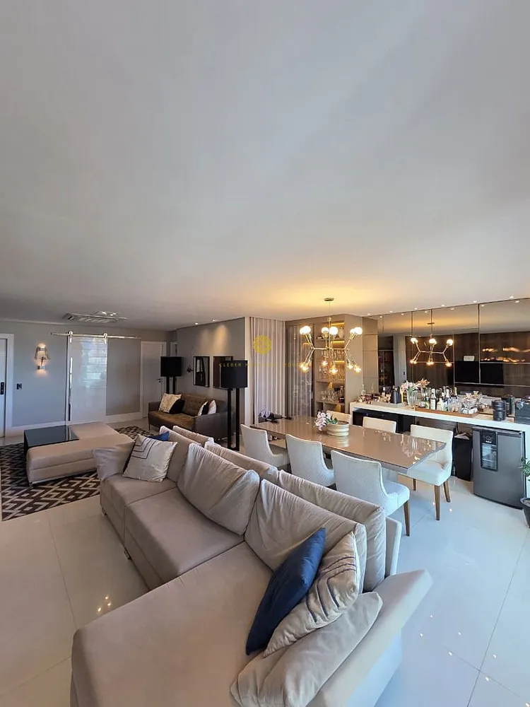 Apartamento, 3 quartos, 152 m² - Foto 2