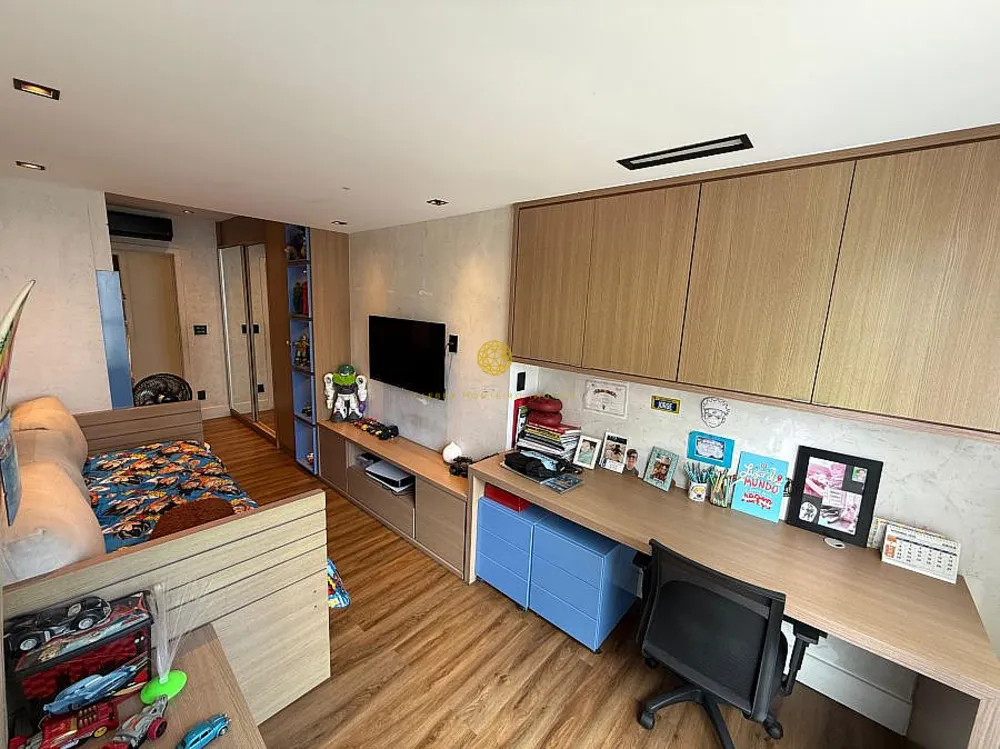Apartamento, 3 quartos, 138 m² - Foto 1