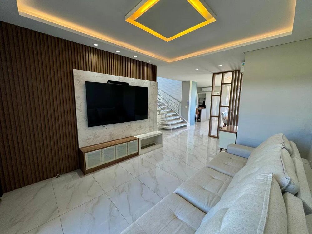 Casa à venda com 3 quartos, 289m² - Foto 8