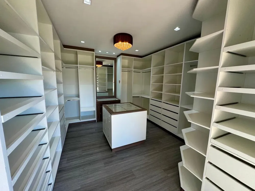 Casa, 3 quartos, 289 m² - Foto 11