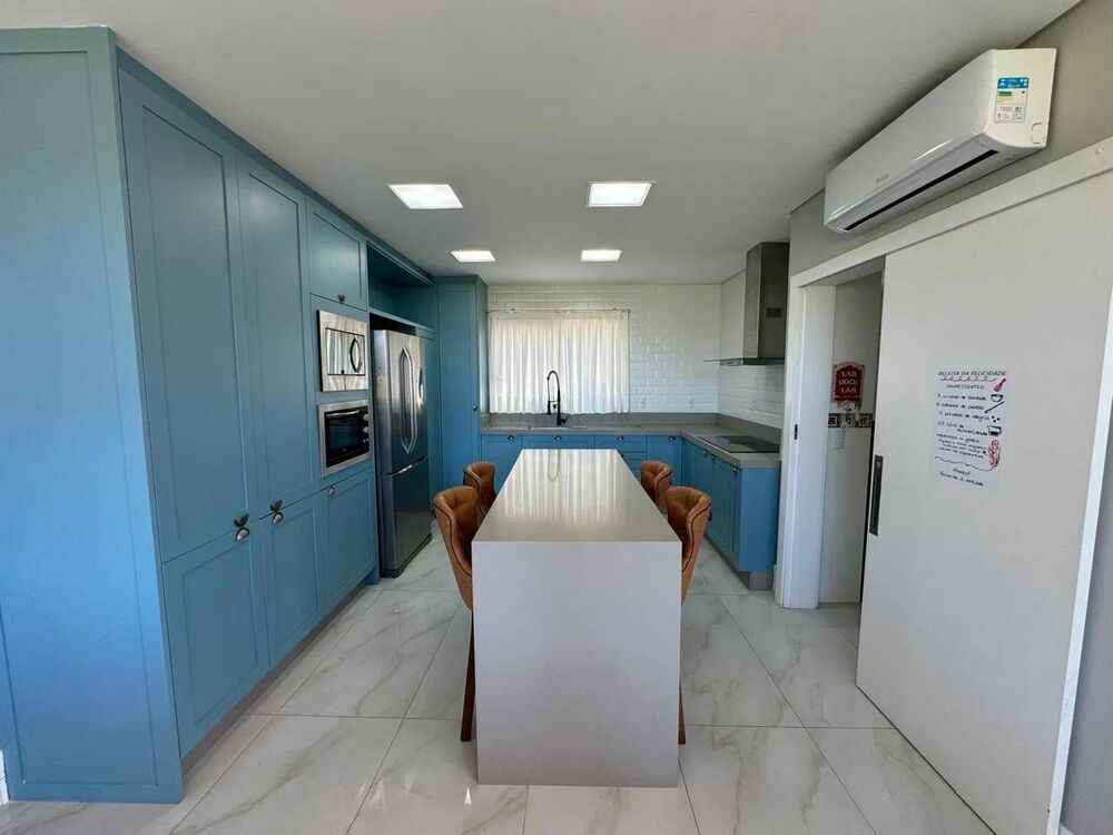 Casa à venda com 3 quartos, 289m² - Foto 7