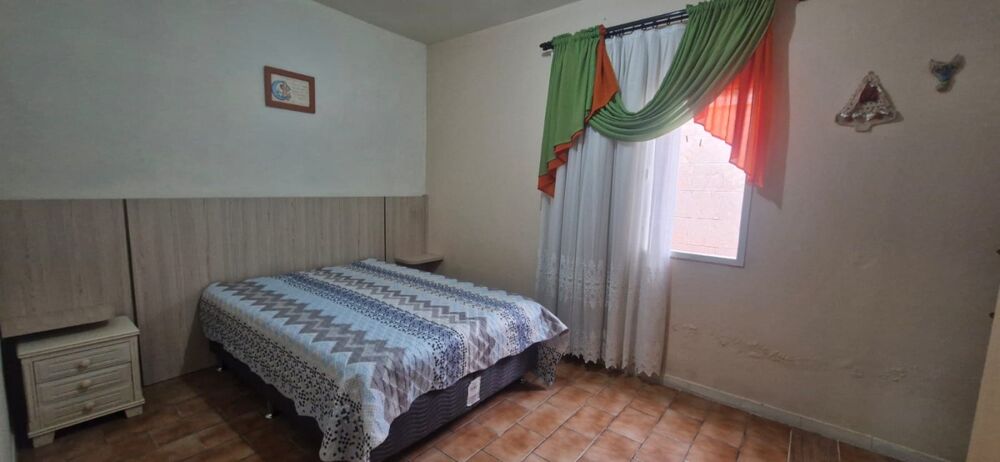 Casa à venda com 4 quartos, 300m² - Foto 7