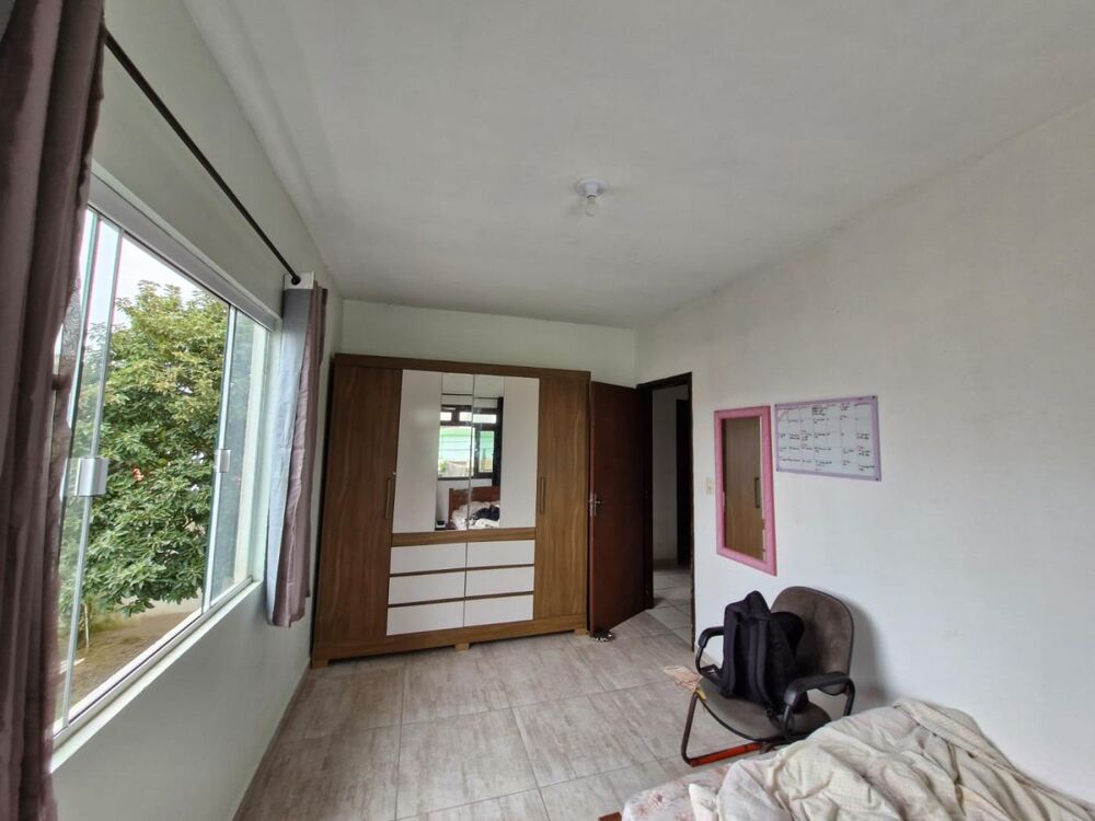 Casa à venda com 5 quartos, 300m² - Foto 8