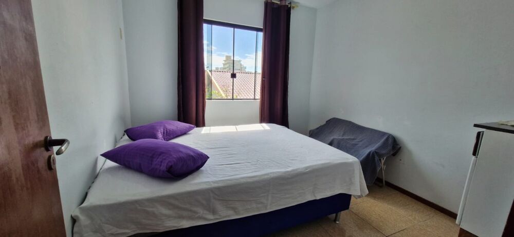 Apartamento à venda com 2 quartos, 75m² - Foto 2