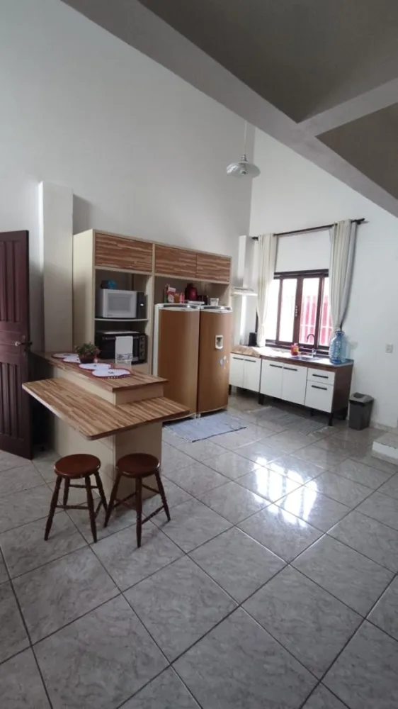 Casa, 3 quartos, 185 m² - Foto 11
