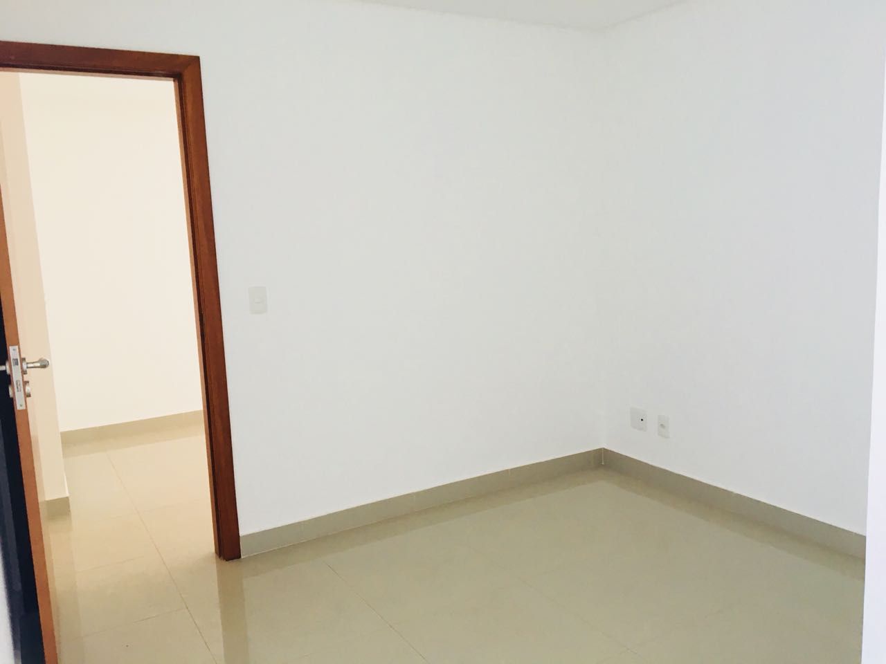 Apartamento à venda com 3 quartos, 85m² - Foto 23