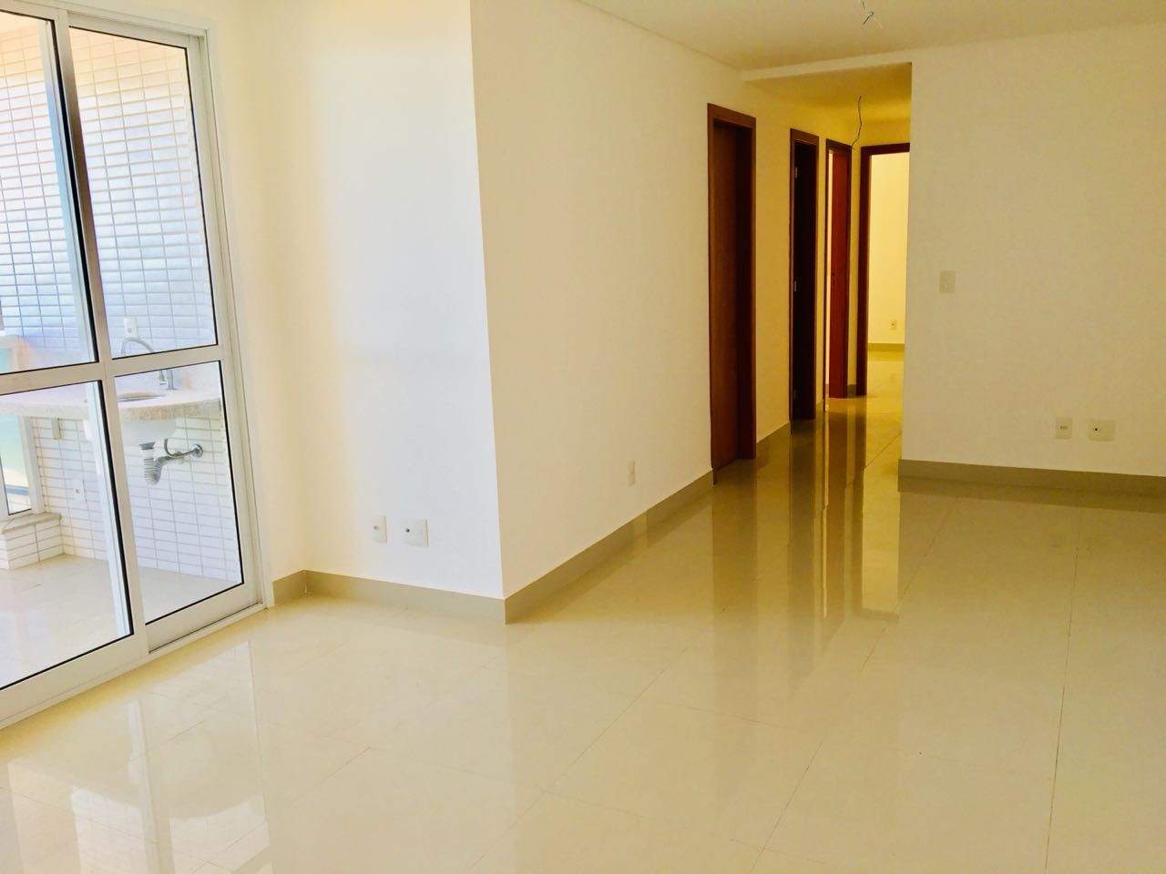 Apartamento à venda com 3 quartos, 85m² - Foto 18