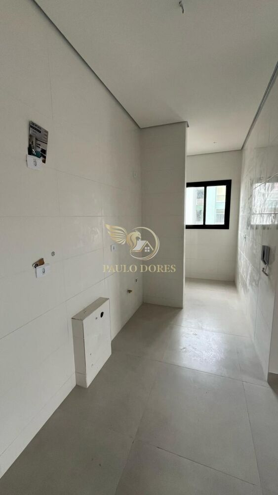Apartamento à venda com 2 quartos, 72m² - Foto 2