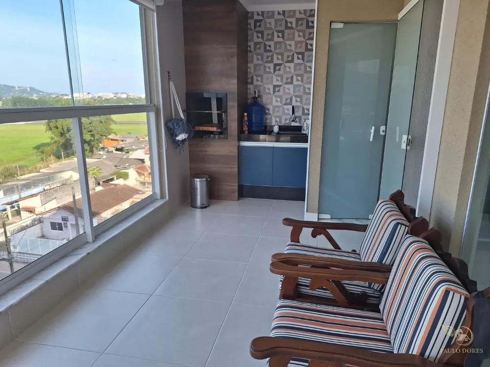 Cobertura, 3 quartos, 203 m² - Foto 1