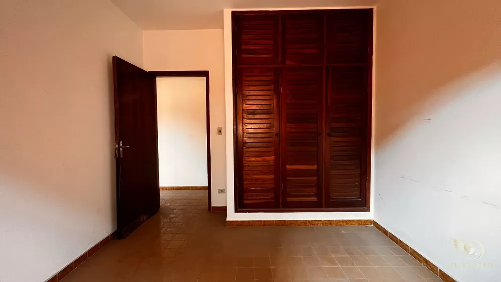 Casa, 4 quartos, 144 m² - Foto 1