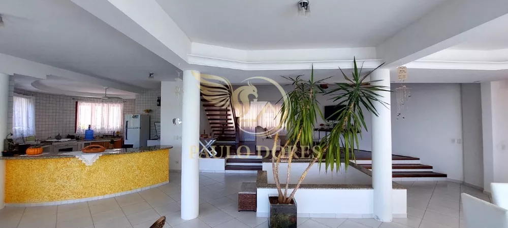 Casa, 3 quartos, 402 m² - Foto 1