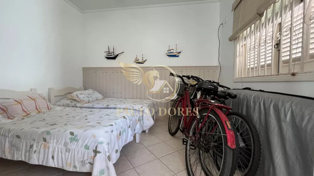 Casa, 5 quartos, 141 m² - Foto 1