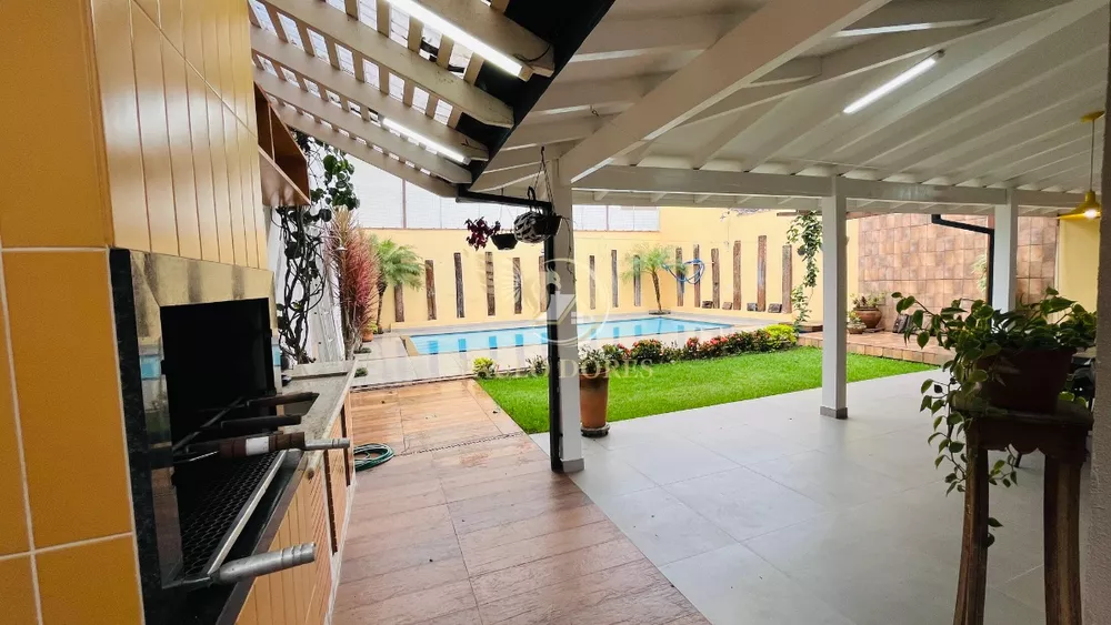 Casa, 4 quartos, 202 m² - Foto 3