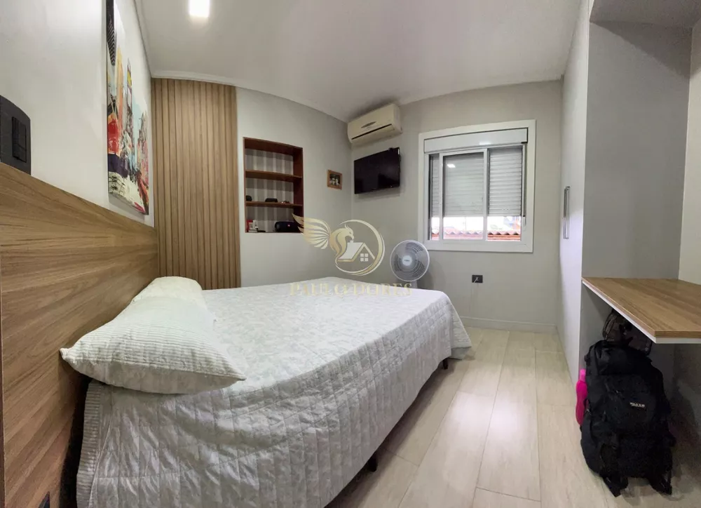 Casa, 4 quartos, 202 m² - Foto 1