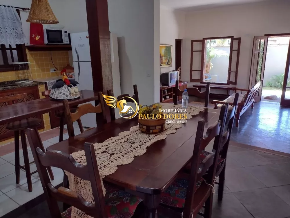 Casa, 3 quartos, 300 m² - Foto 1