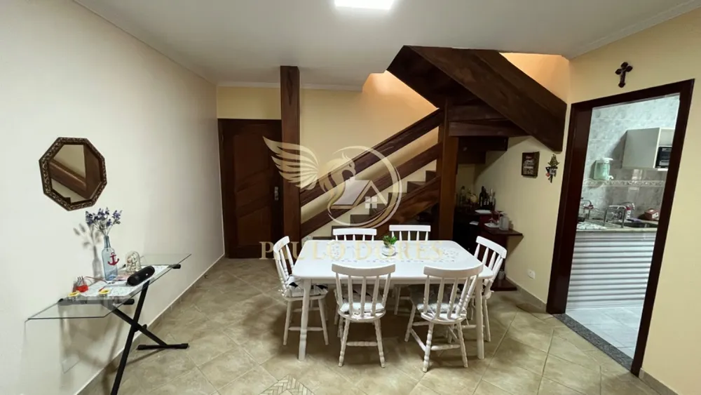 Cobertura, 3 quartos, 239 m² - Foto 1
