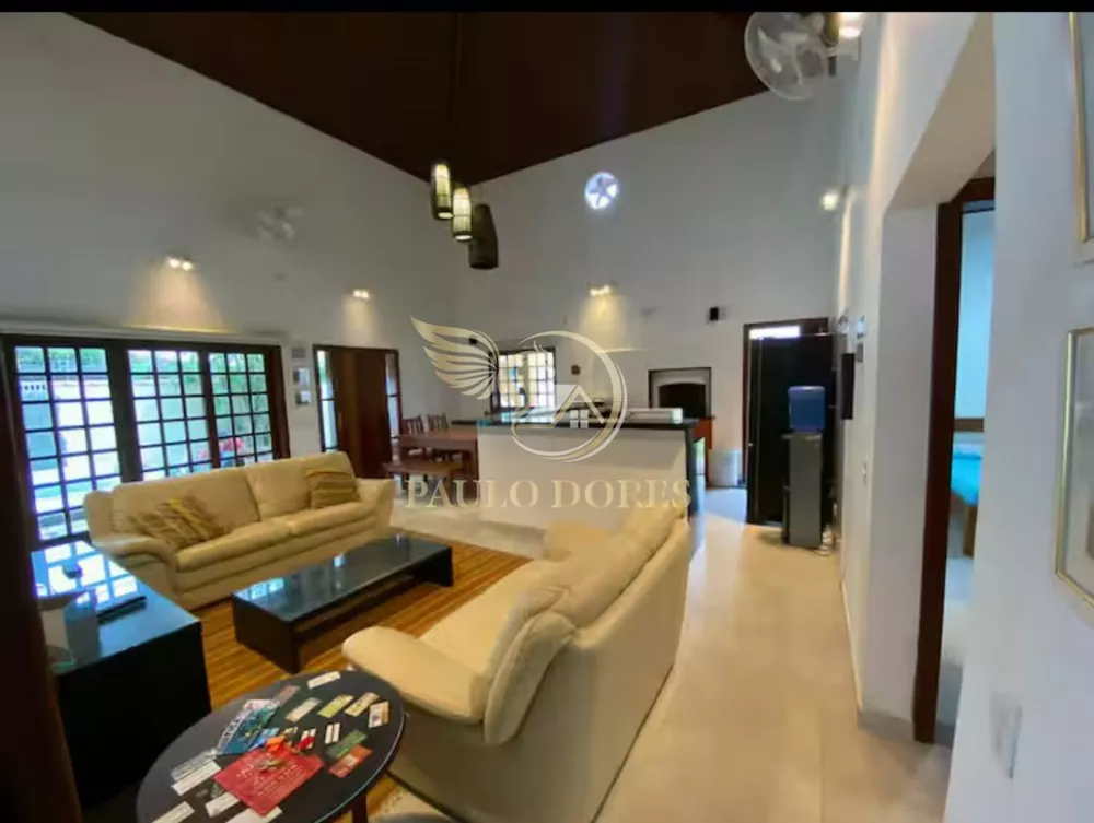Casa, 5 quartos, 200 m² - Foto 1