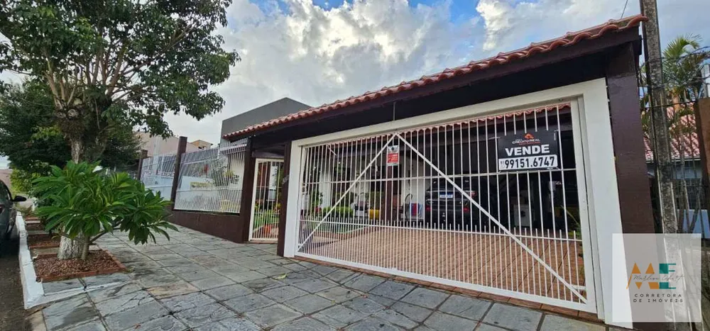Casa, 3 quartos, 286 m² - Foto 1