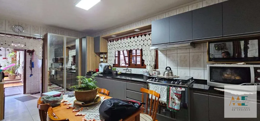 Casa, 3 quartos, 286 m² - Foto 7