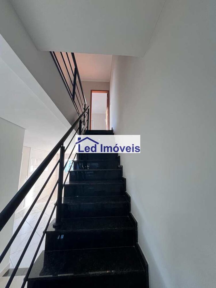 Sobrado, 3 quartos, 150 m² - Foto 1