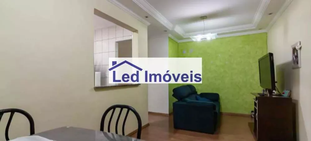 Apartamento à venda com 2 quartos, 60m² - Foto 3