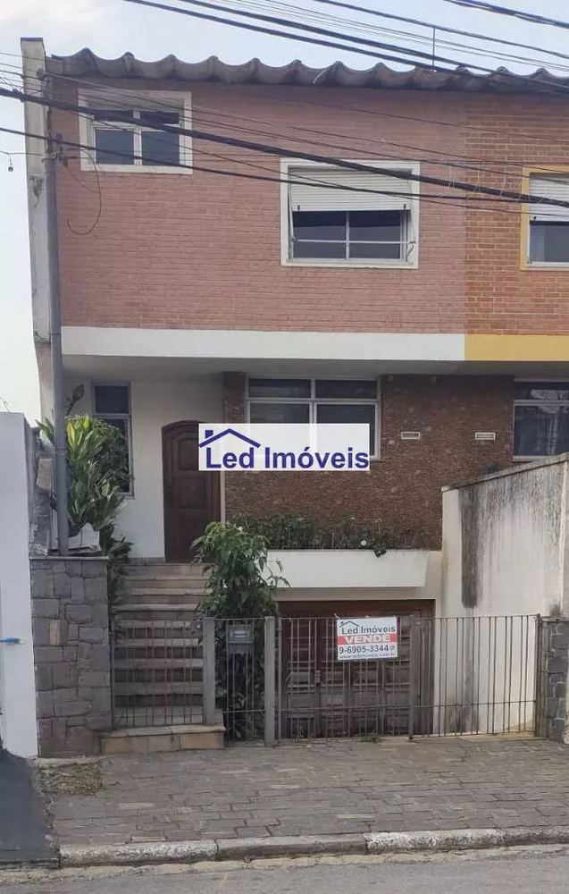 Sobrado à venda com 3 quartos, 194m² - Foto 1