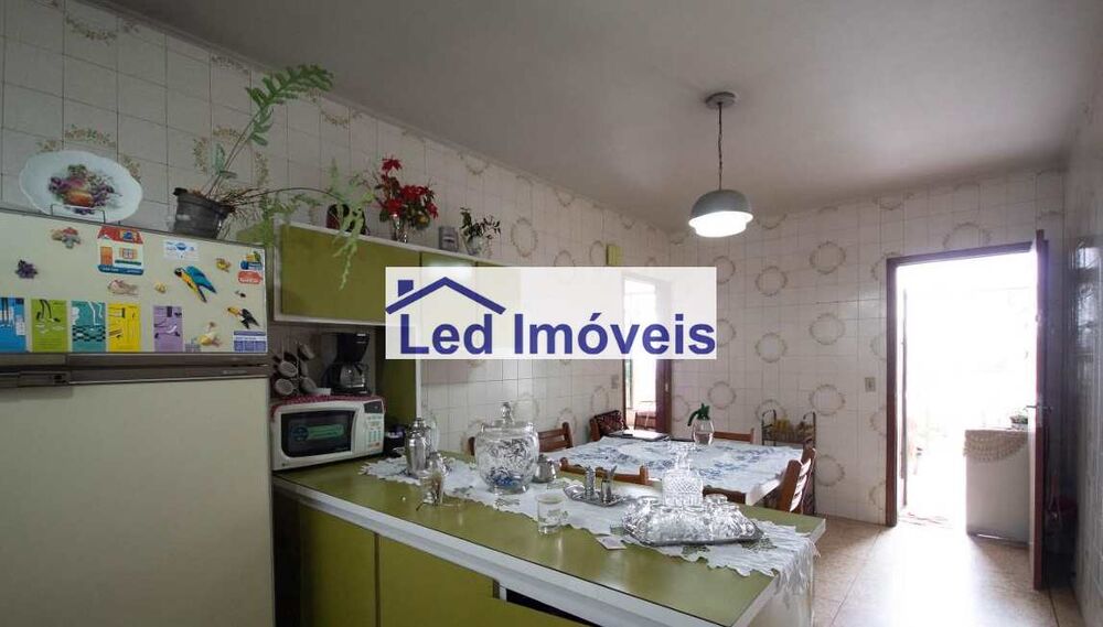 Sobrado à venda com 3 quartos, 194m² - Foto 8
