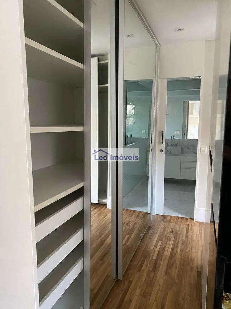 Apartamento, 3 quartos, 156 m² - Foto 12