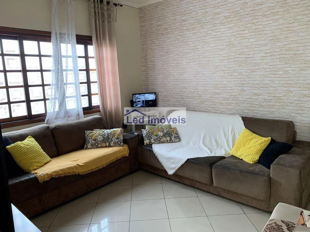 Casa, 3 quartos, 130 m² - Foto 3