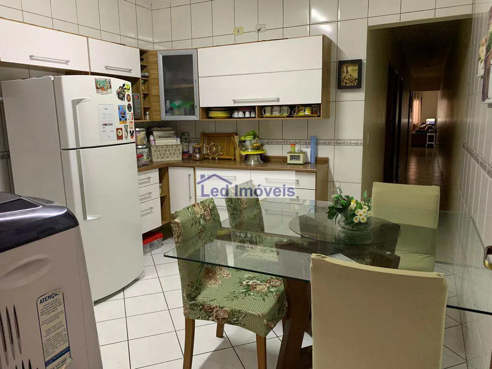 Casa, 3 quartos, 130 m² - Foto 4