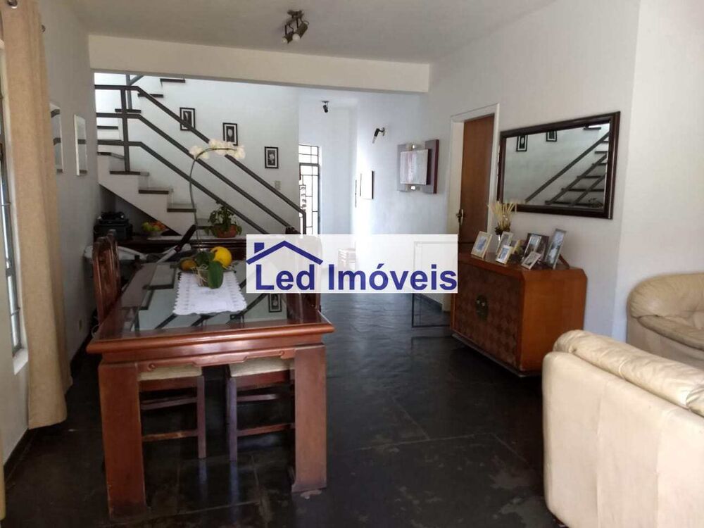 Sobrado, 4 quartos, 200 m² - Foto 3