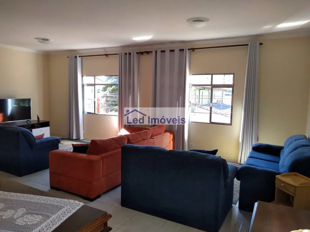 Casa, 3 quartos, 230 m² - Foto 4