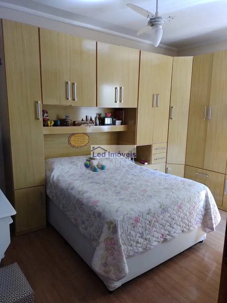 Casa, 3 quartos, 130 m² - Foto 2