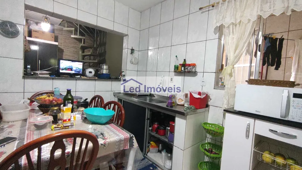 Casa, 3 quartos, 161 m² - Foto 4