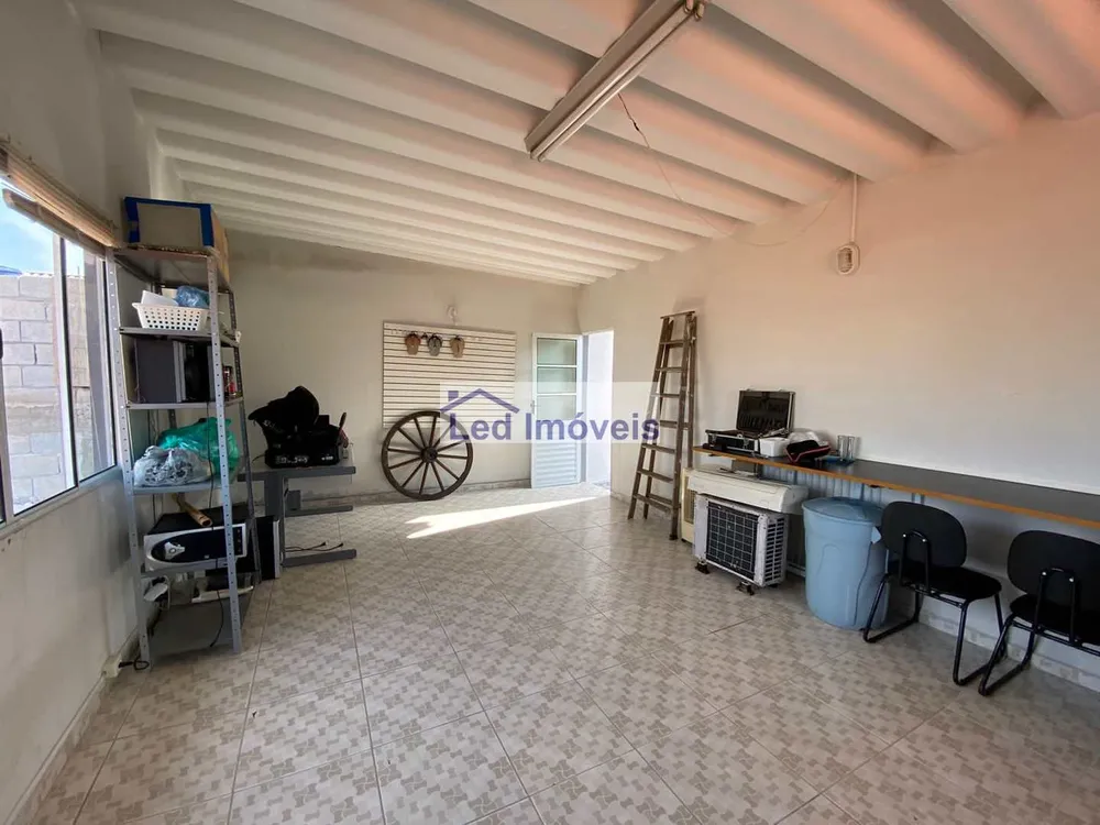 Casa, 3 quartos, 300 m² - Foto 4