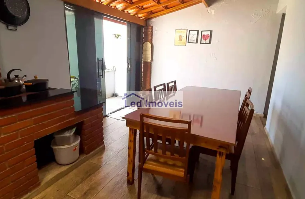 Casa, 3 quartos - Foto 2