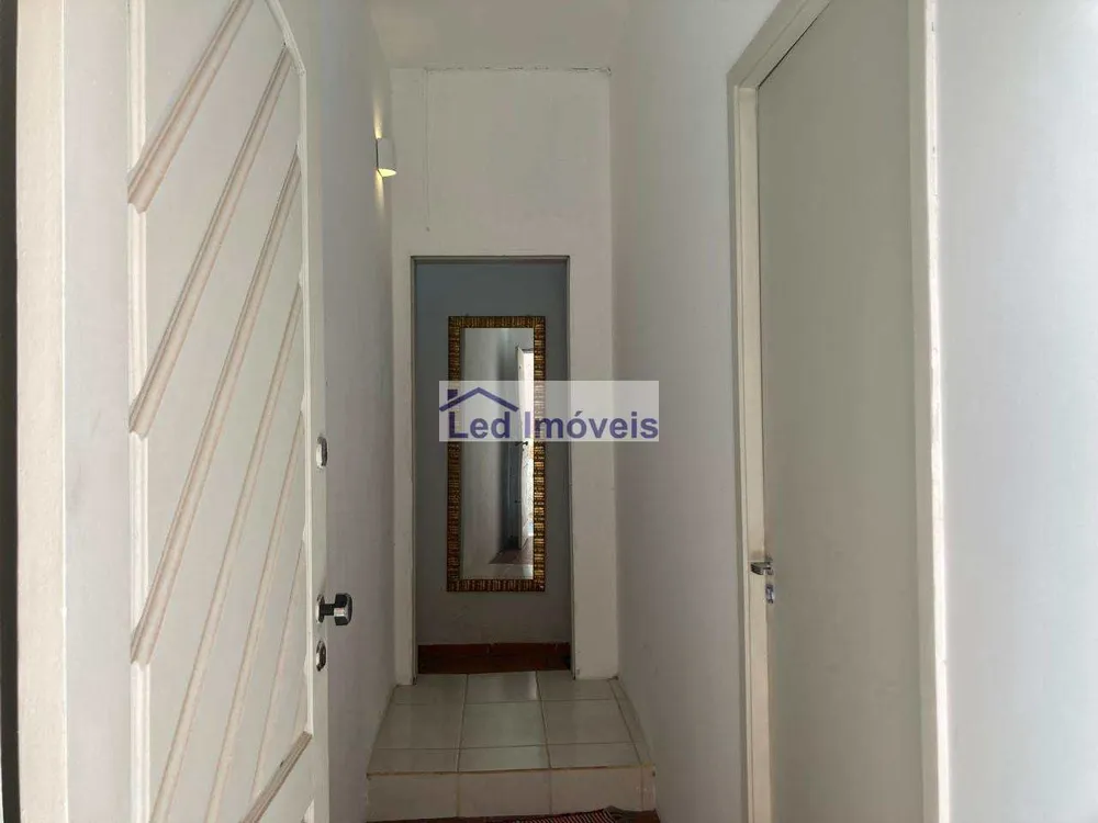 Casa, 6 quartos, 141 m² - Foto 4