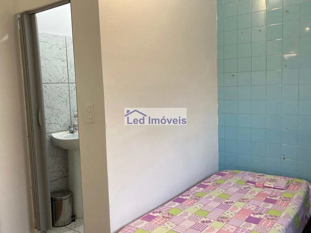 Casa, 6 quartos, 141 m² - Foto 4