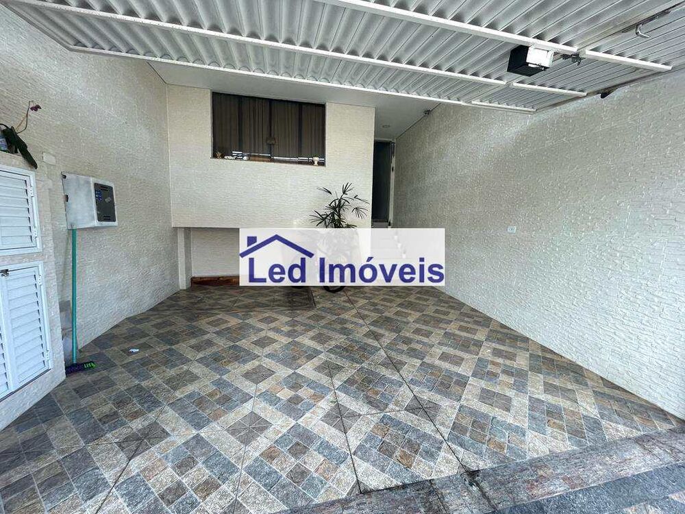 Sobrado, 3 quartos, 162 m² - Foto 1