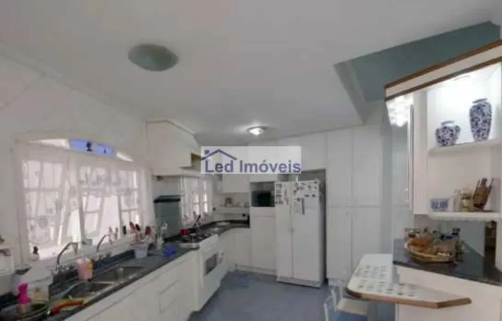 Sobrado, 4 quartos, 235 m² - Foto 2