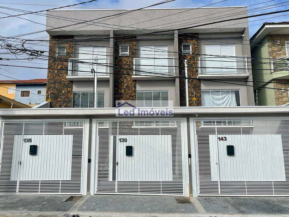 Sobrado, 3 quartos, 240 m² - Foto 1