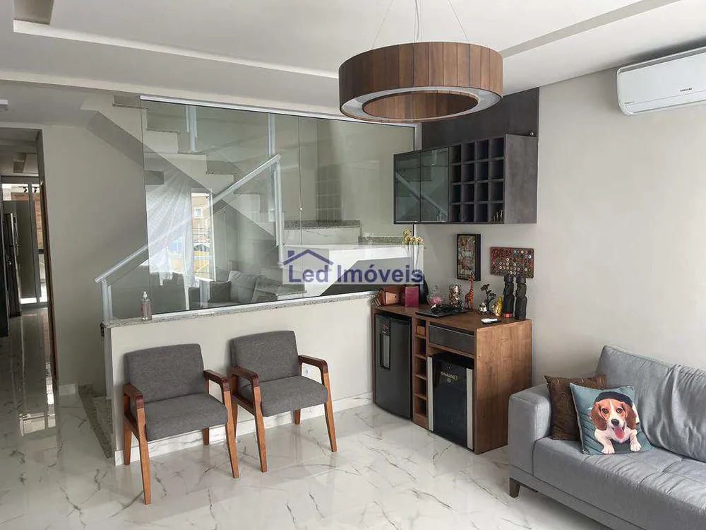 Sobrado, 3 quartos, 240 m² - Foto 3